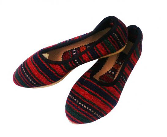 تولیدی کفش گیوه سنتی زنانه و مردانه